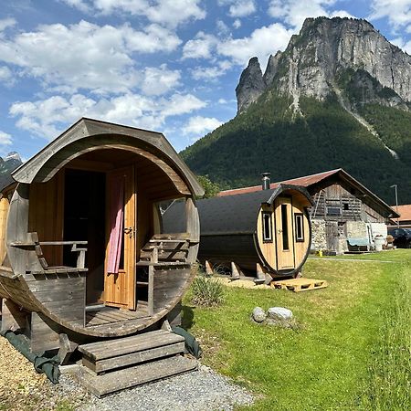 Schlafen Im Fass - Schlaffass - Abenteuer - Romantik - Haslifass Innertkirchen Esterno foto
