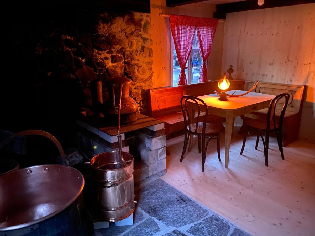 Schlafen Im Fass - Schlaffass - Abenteuer - Romantik - Haslifass Innertkirchen Esterno foto