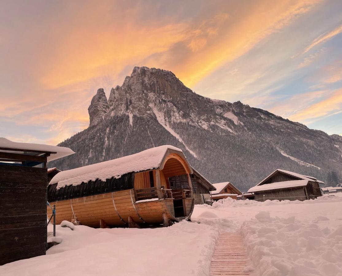 Schlafen Im Fass - Schlaffass - Abenteuer - Romantik - Haslifass Innertkirchen Esterno foto