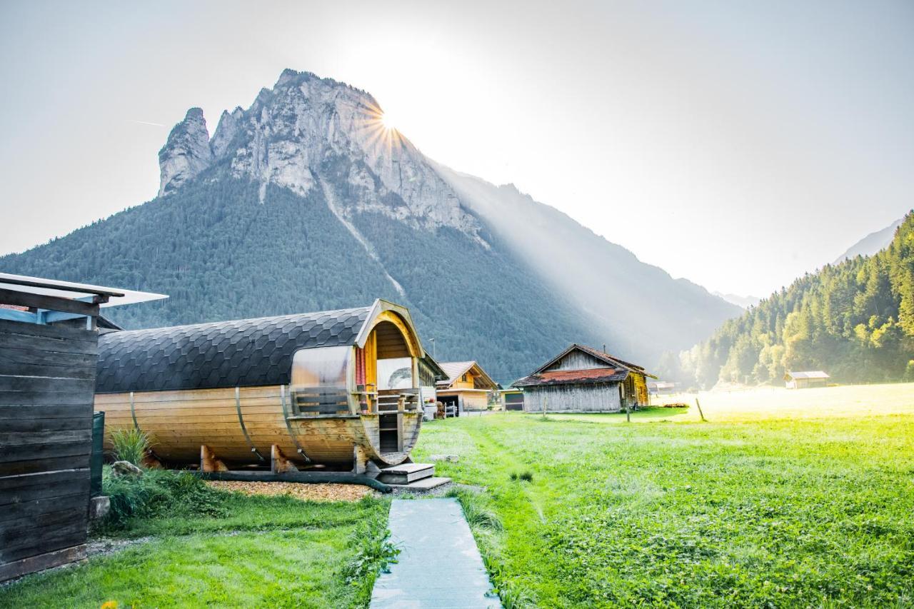 Schlafen Im Fass - Schlaffass - Abenteuer - Romantik - Haslifass Innertkirchen Esterno foto