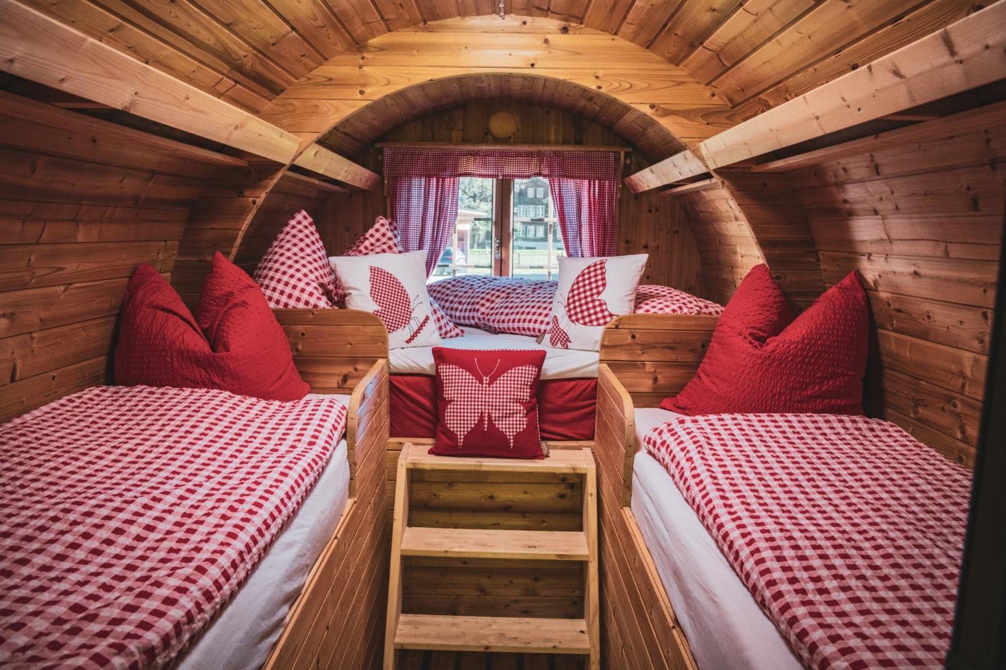 Schlafen Im Fass - Schlaffass - Abenteuer - Romantik - Haslifass Innertkirchen Esterno foto