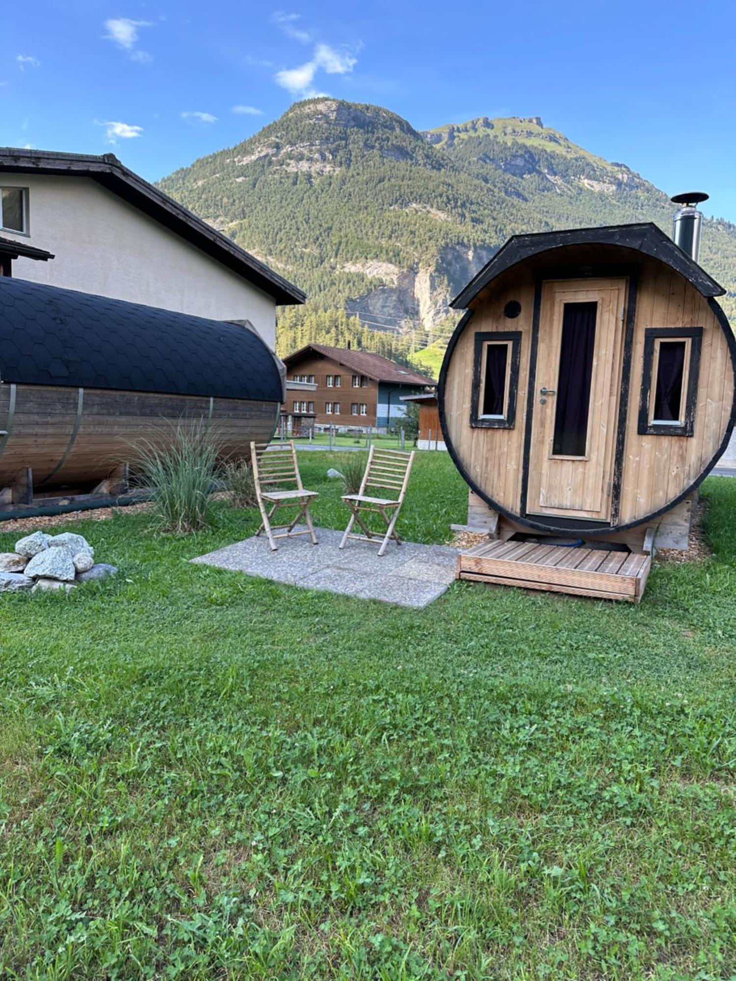 Schlafen Im Fass - Schlaffass - Abenteuer - Romantik - Haslifass Innertkirchen Esterno foto